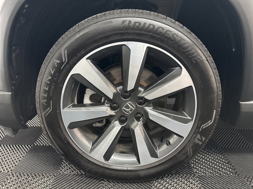 Used 2025 Honda Pilot Touring image 39