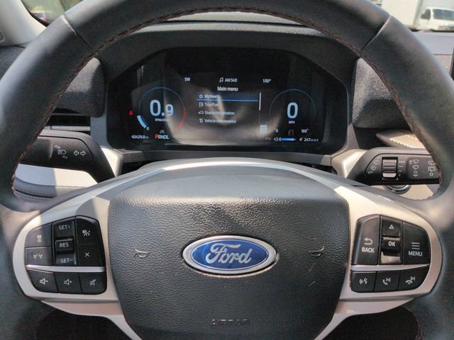 Certified 2025 Ford Explorer Active w/ Active Comfort Package AWD/4WD image 34