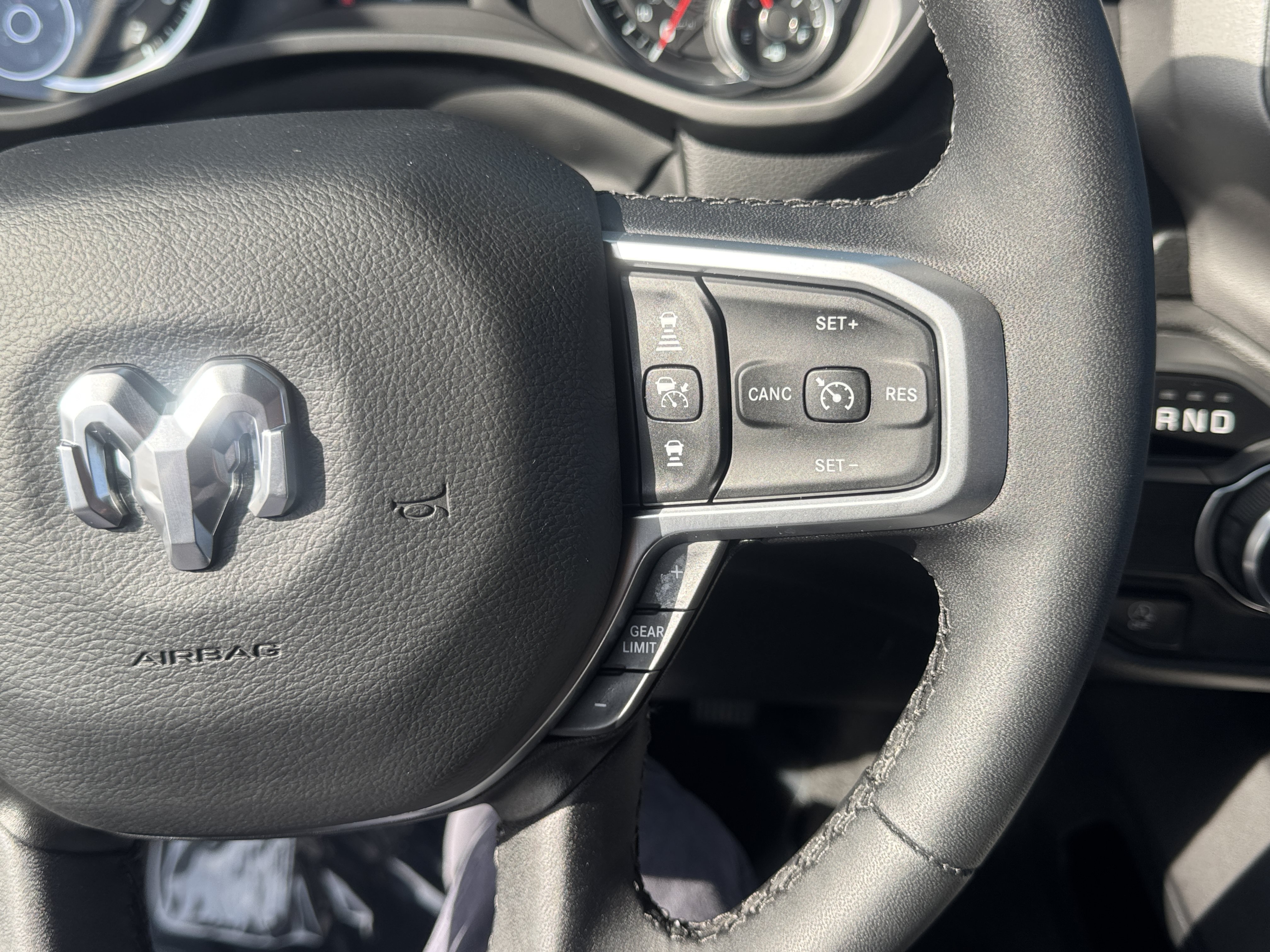 Used 2025 RAM 1500 Big Horn RWD image 18