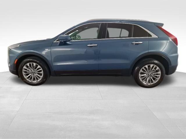 Used 2025 Cadillac XT4 Premium Luxury FWD image 4