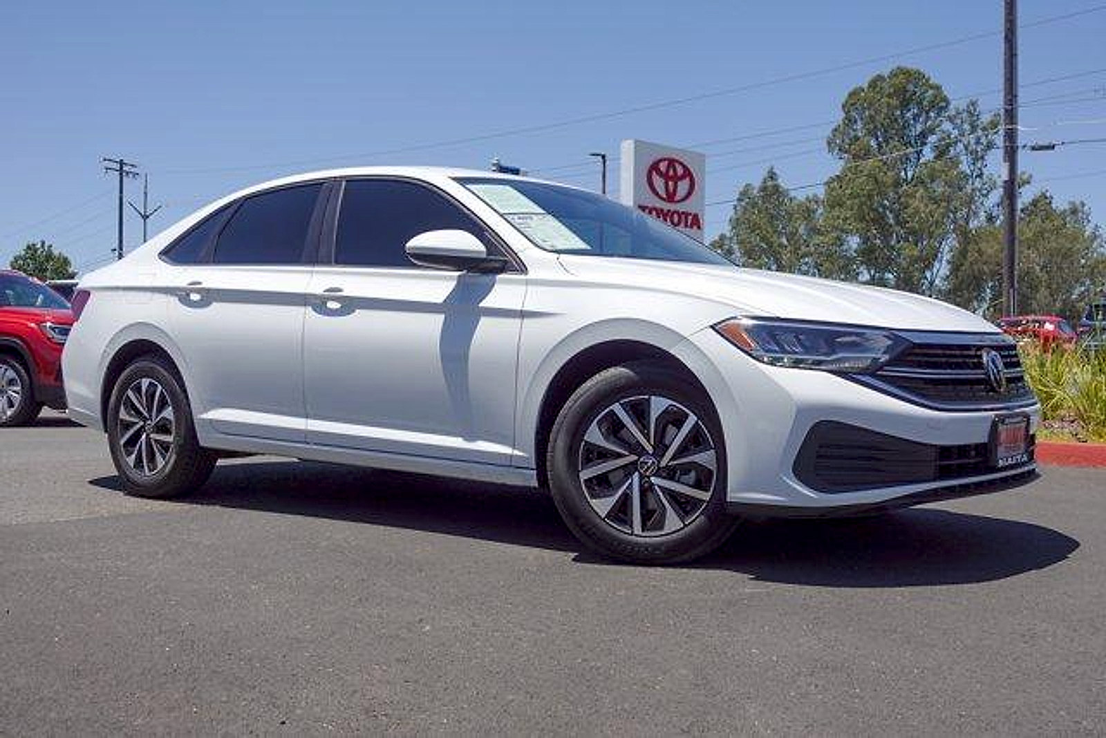 Used 2024 Volkswagen Jetta S FWD image 4