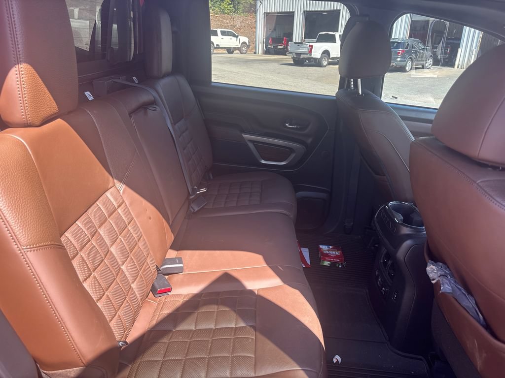 Used 2023 Nissan Titan Platinum Reserve w/ Moonroof Package AWD/4WD image 13