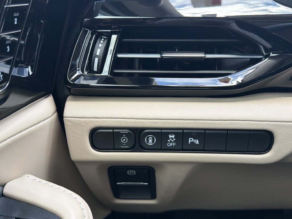 Used 2026 Acura MDX w/ Technology Package FWD image 24