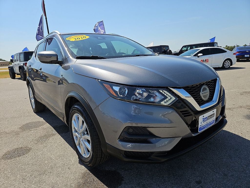 Used 2020 Nissan Rogue Sport SV FWD image 11