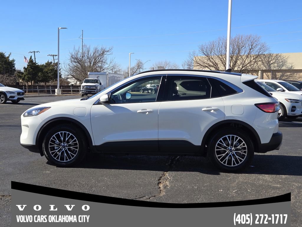 Used 2022 Ford Escape SEL image 3