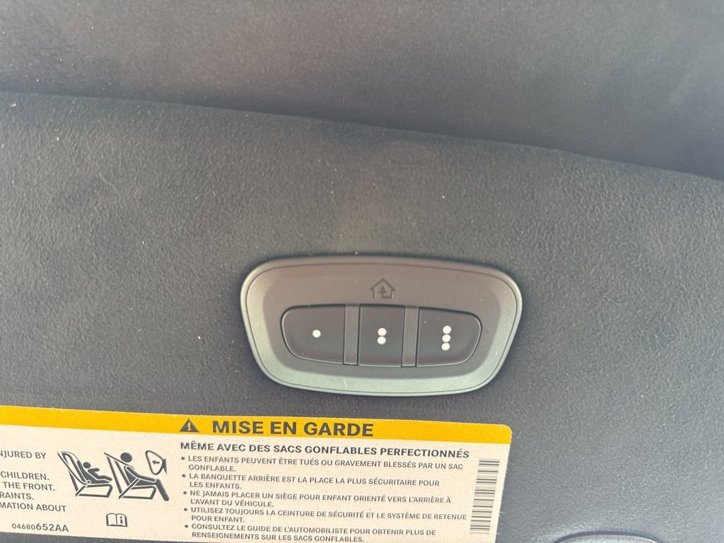 New 2026 Chrysler Pacifica Pinnacle AWD/4WD image 23