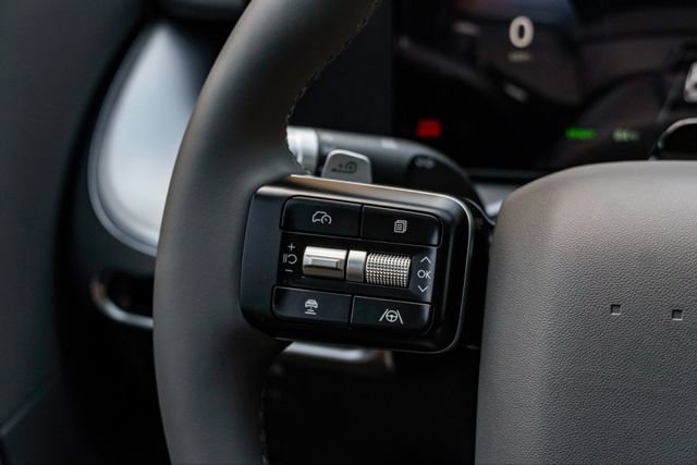 New 2026 Hyundai Ioniq 9 SE AWD/4WD image 12