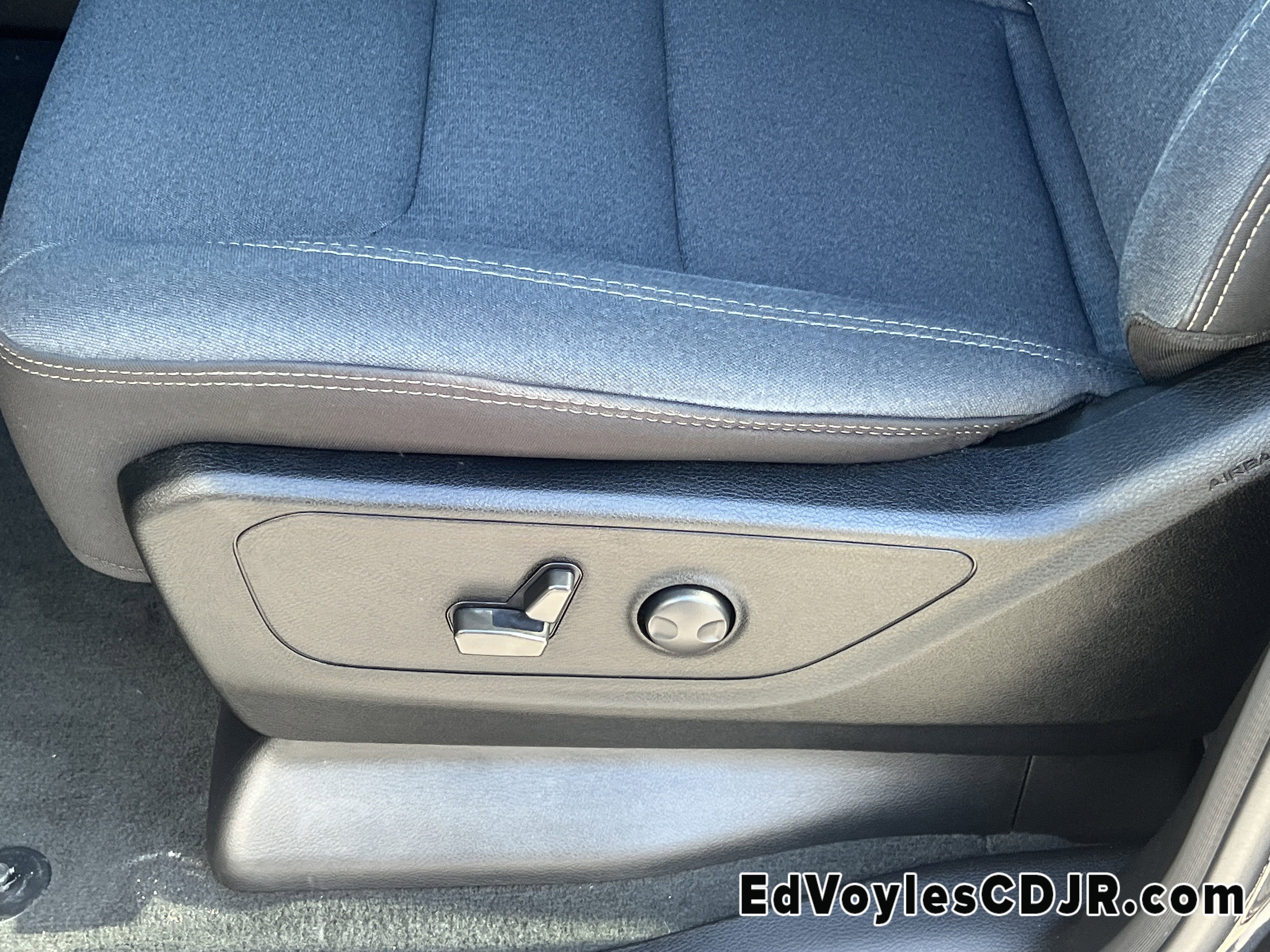 Used 2022 RAM 1500 Big Horn image 12