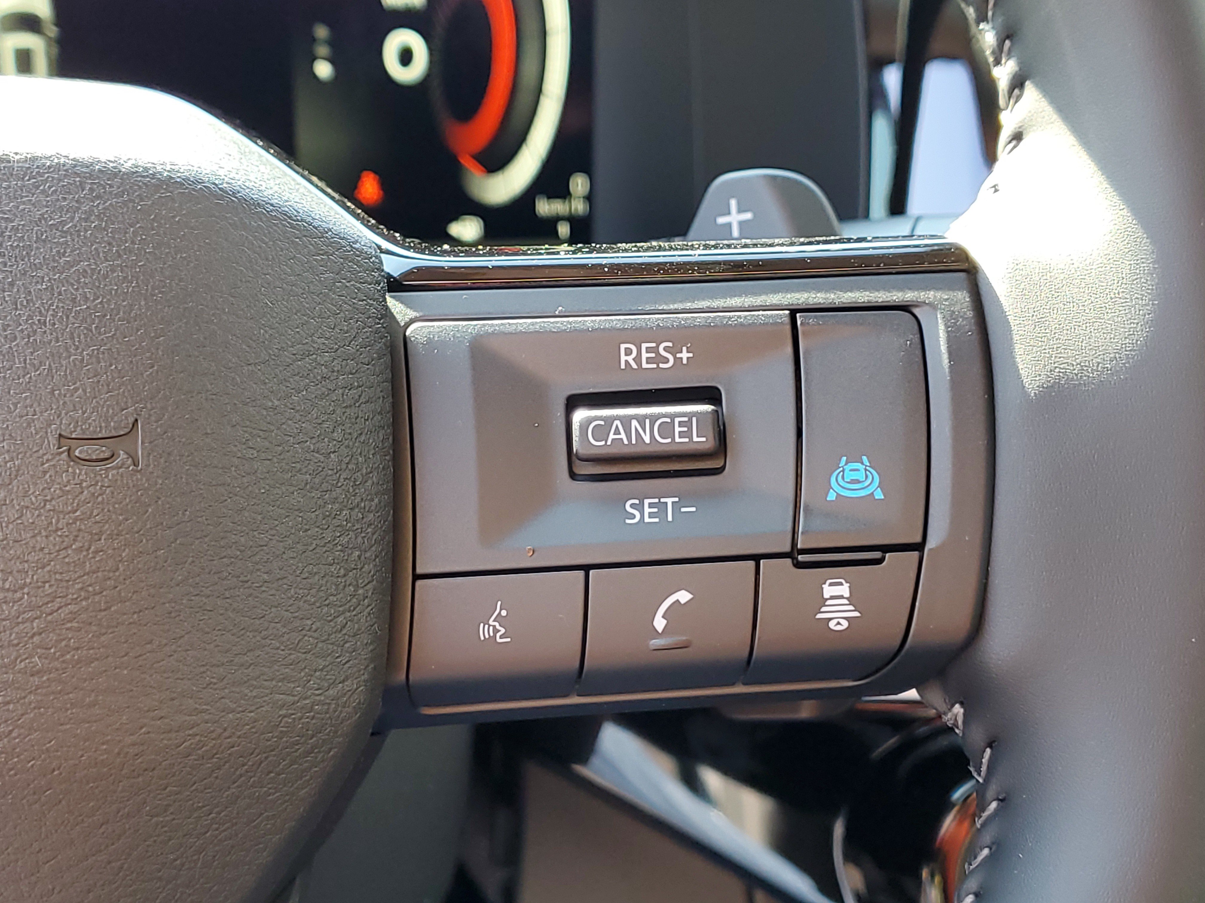New 2026 Nissan Pathfinder Platinum AWD/4WD image 11