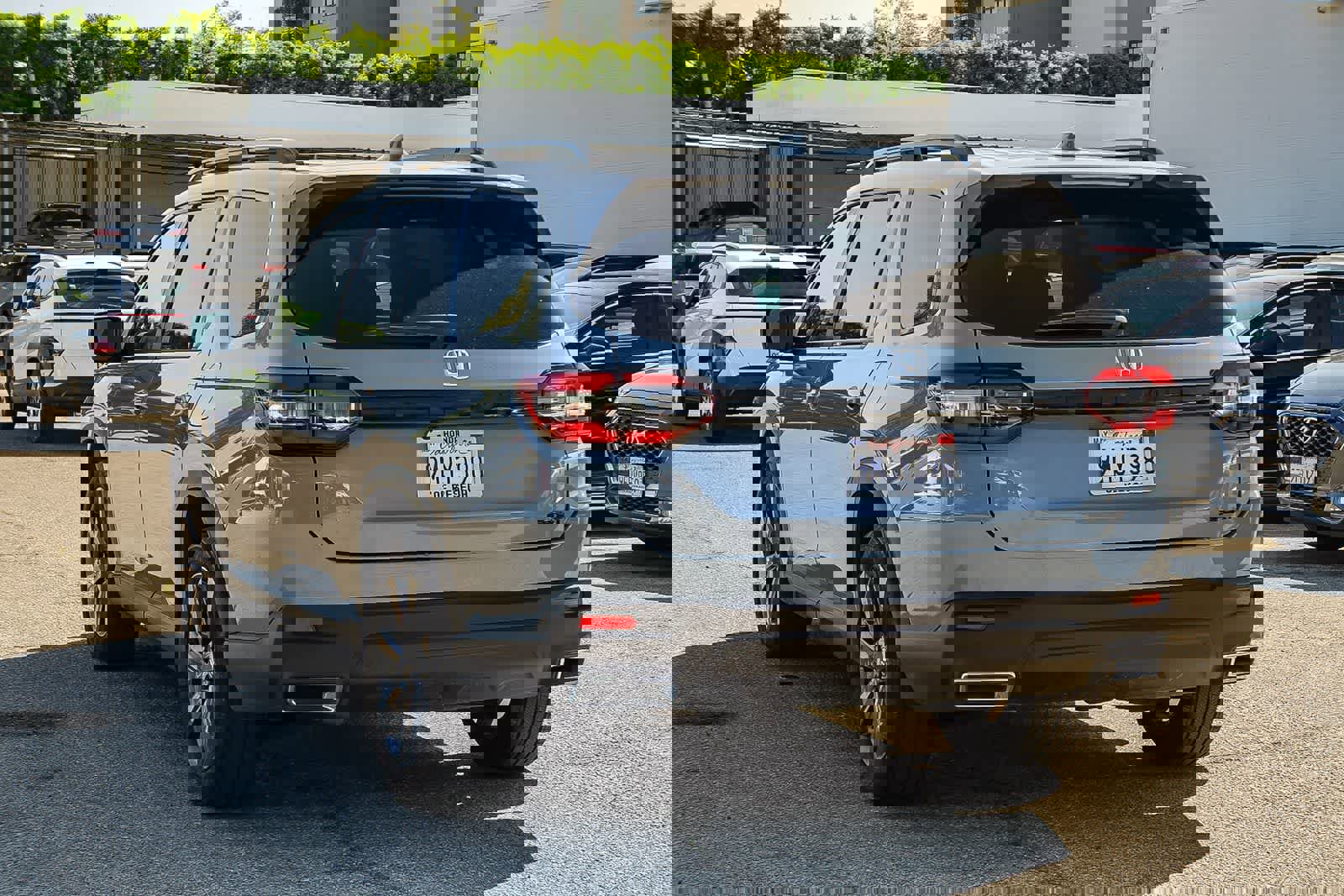 Used 2025 Honda Pilot Sport image 6