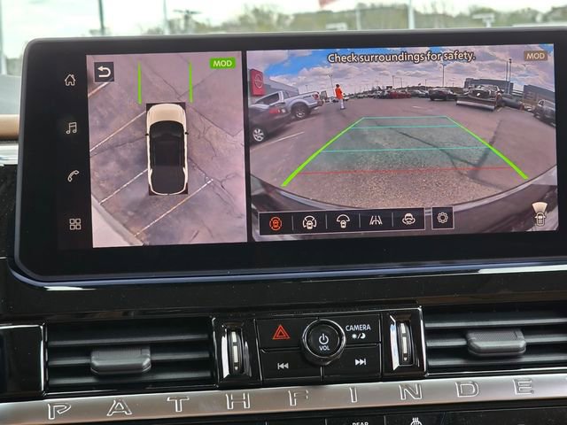 New 2026 Nissan Pathfinder Platinum AWD/4WD image 9