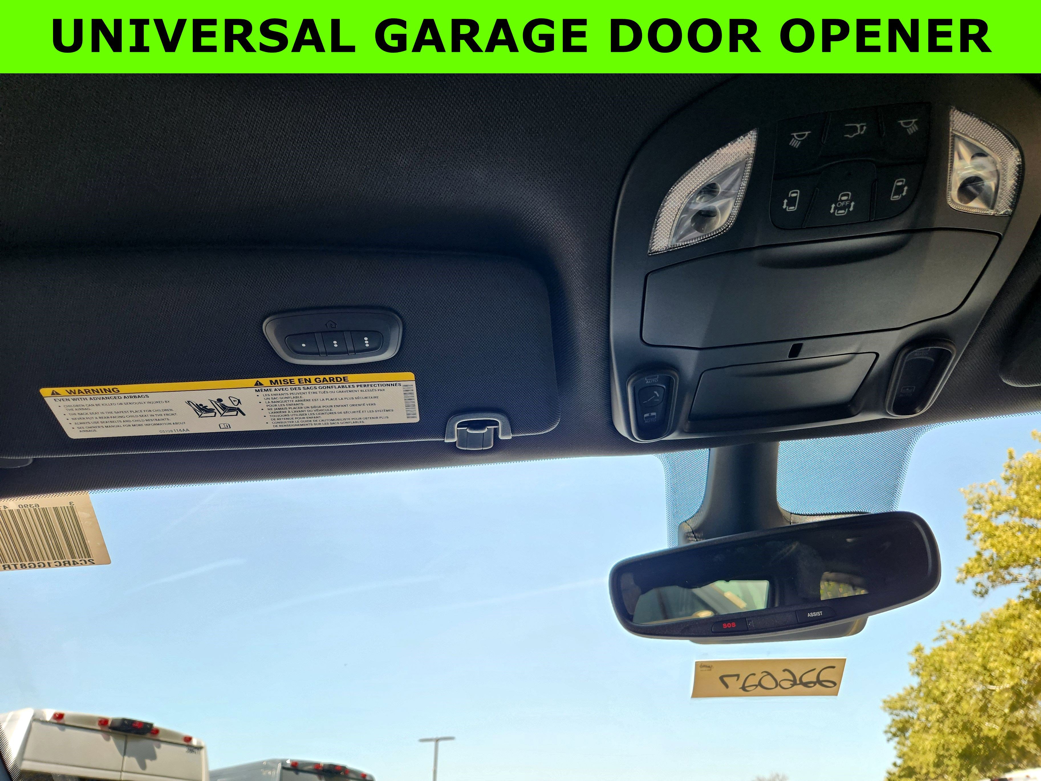 New 2026 Chrysler Pacifica Limited w/ Uconnect Theater Family Group image 34