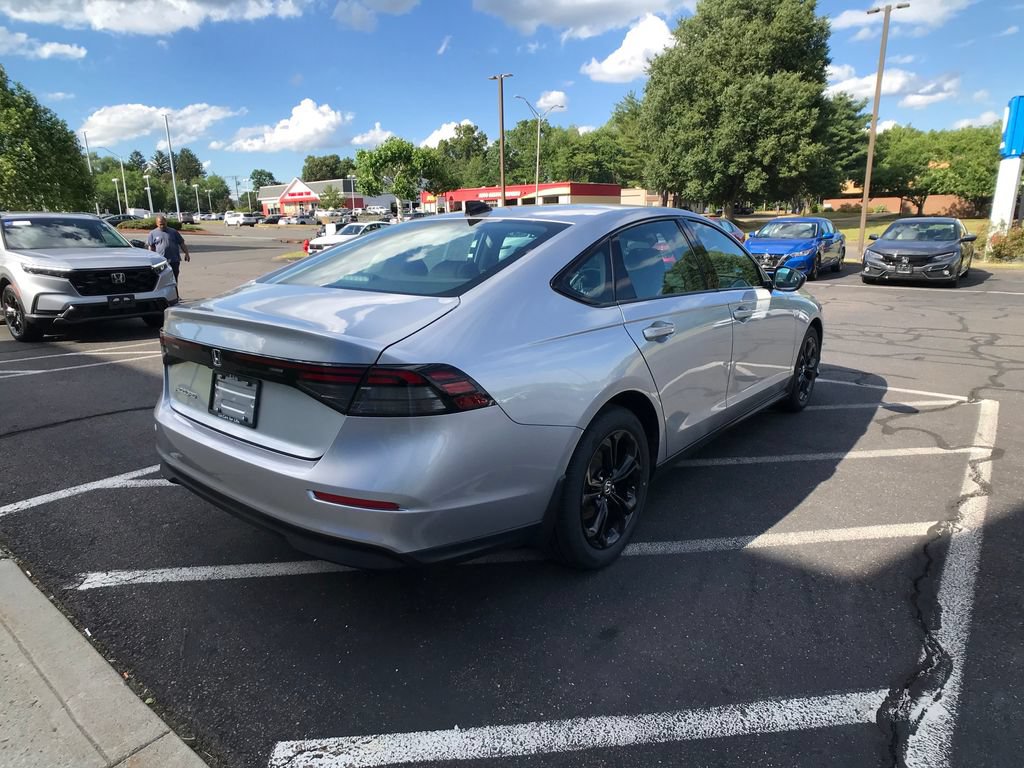 Certified 2025 Honda Accord SE image 14