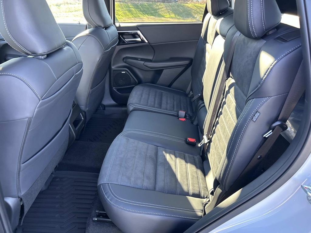 New 2026 Mitsubishi Outlander Trail Edition image 19