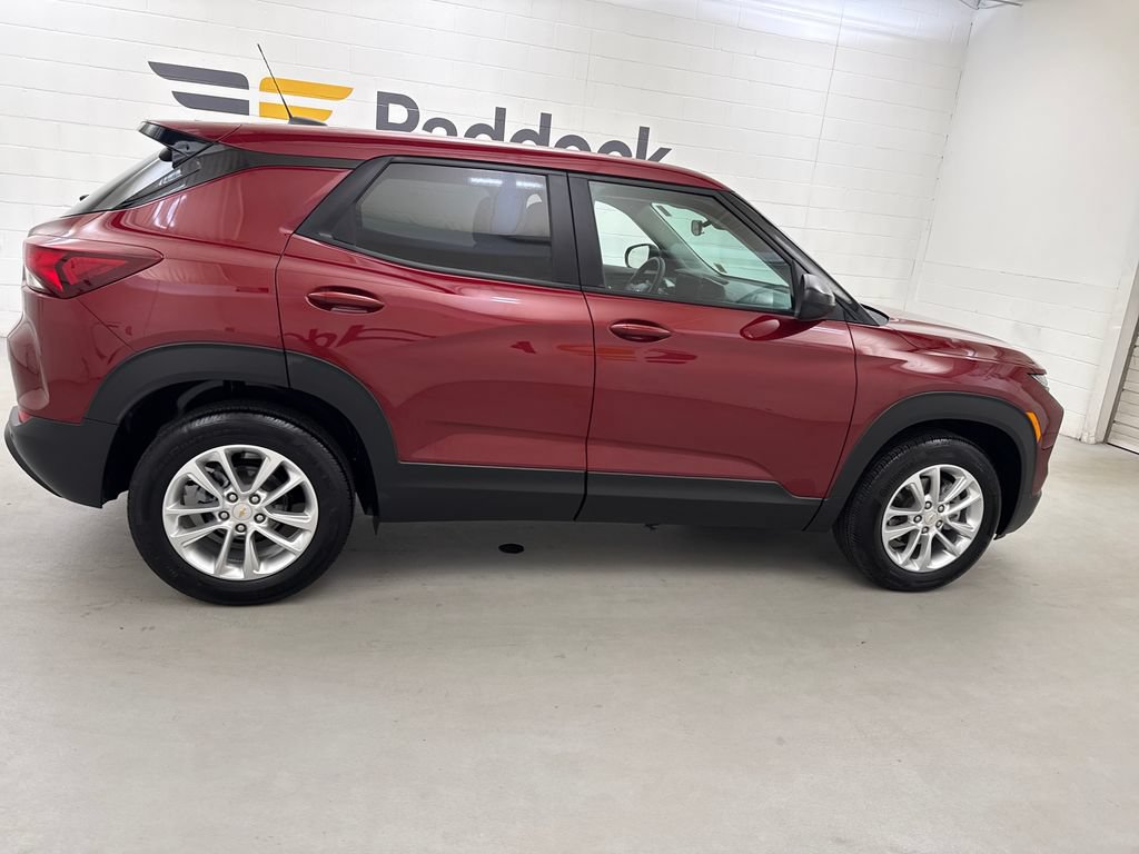 Used 2024 Chevrolet TrailBlazer LS w/ LS Convenience Package FWD image 6
