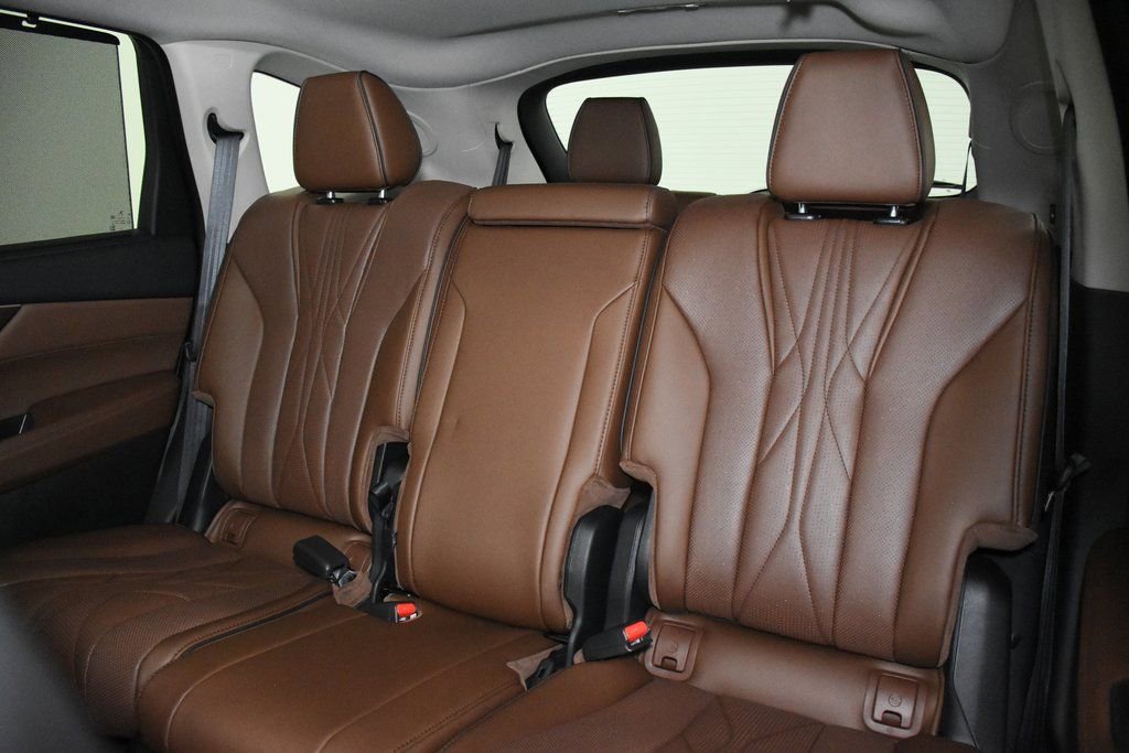 Used 2025 Acura MDX w/ Advance Package image 29