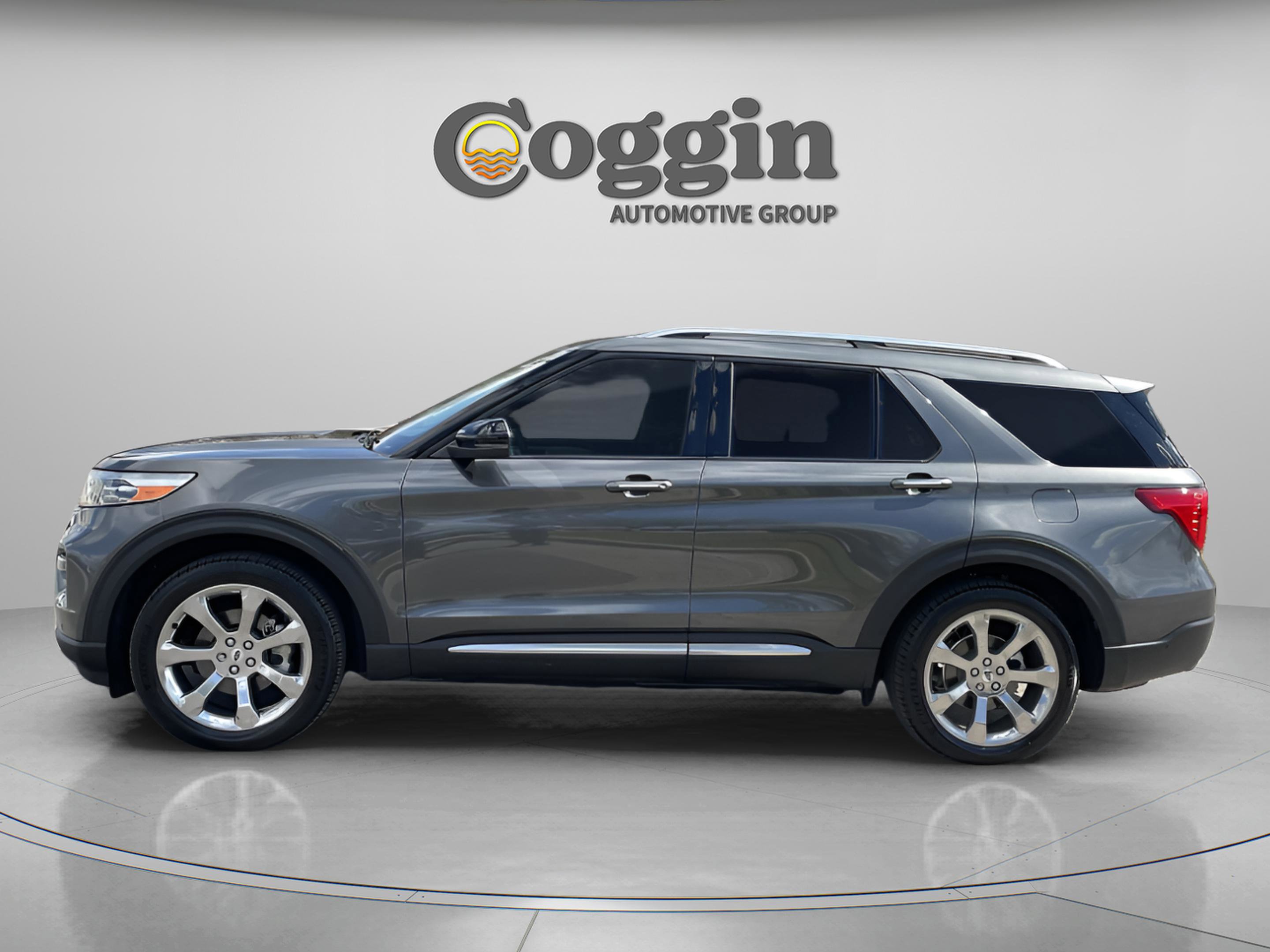 Used 2020 Ford Explorer Platinum w/ Premium Technology Package image 4