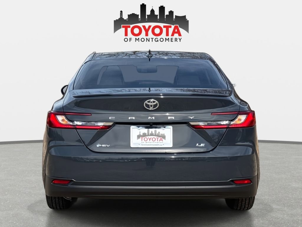 Used 2025 Toyota Camry LE w/ Convenience Package image 4