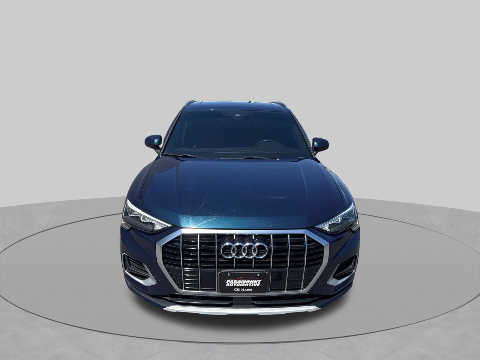 Used 2020 Audi Q3 2.0T Premium w/ Convenience Package AWD/4WD image 2