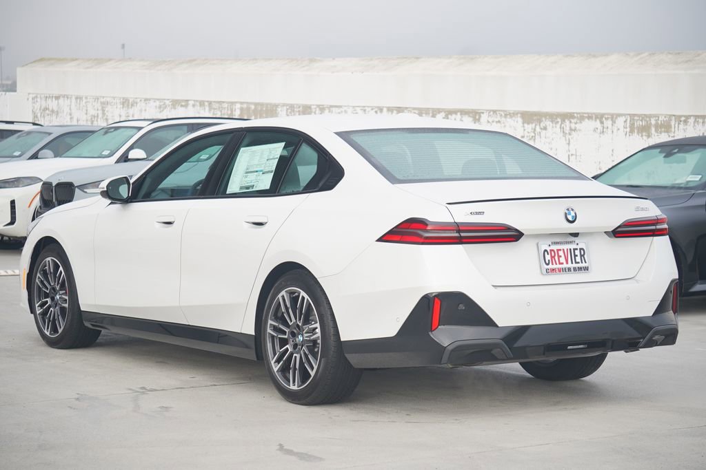 New 2026 BMW 530i xDrive w/ M Sport Package image 7