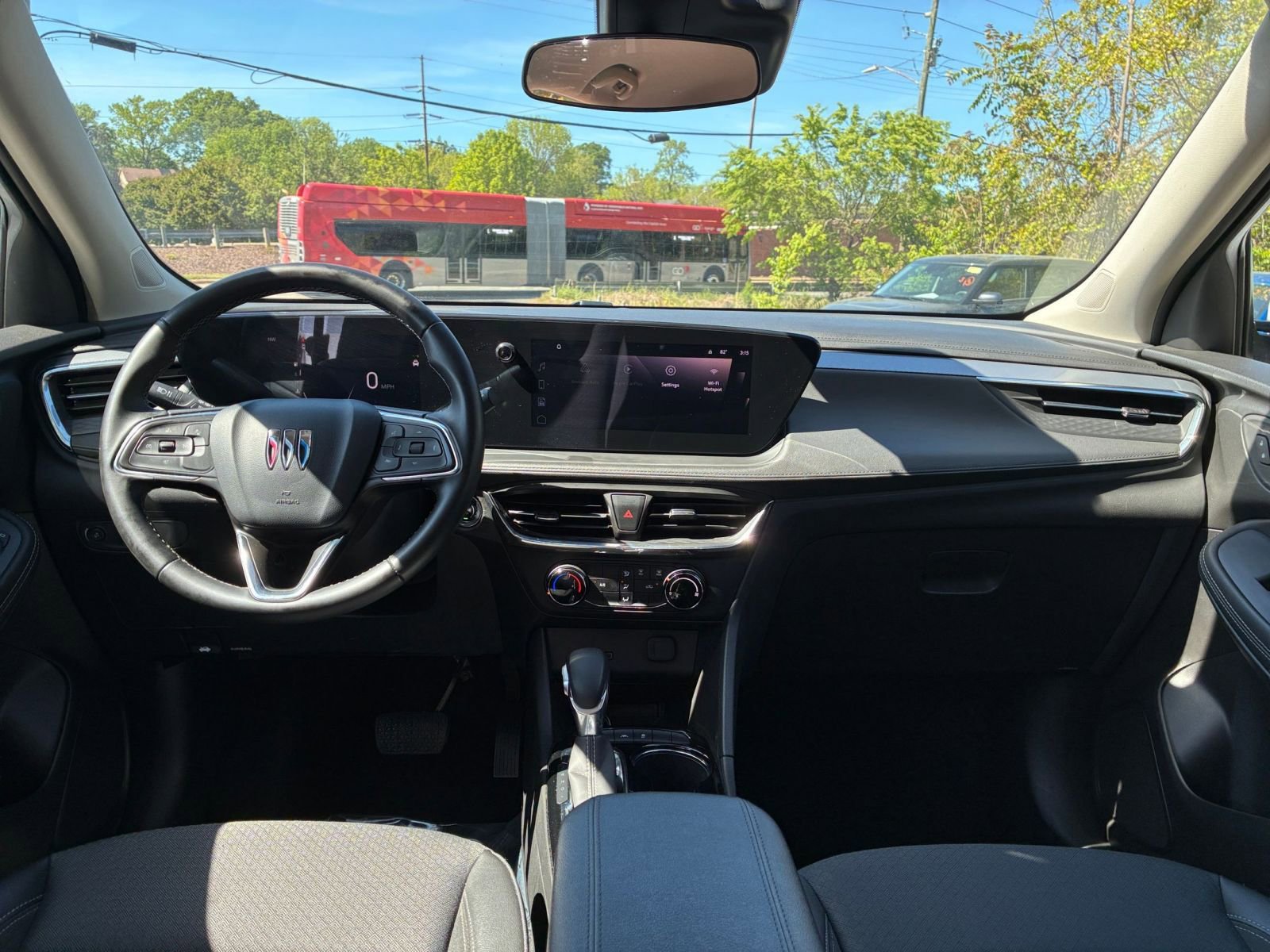 Used 2025 Buick Encore GX Preferred image 31