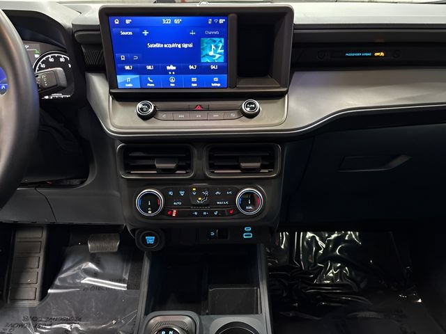Used 2024 Ford Maverick Lariat w/ Black Appearance Package AWD/4WD image 20