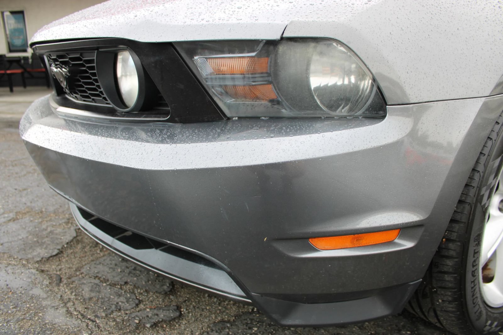 Used 2010 Ford Mustang GT Premium RWD image 4