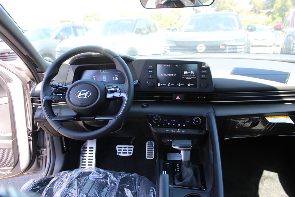 New 2026 Hyundai Elantra Sport FWD image 16
