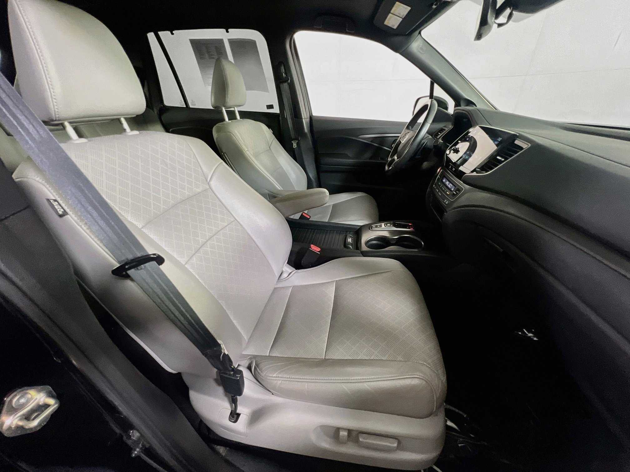 Used 2019 Honda Passport EX-L image 27