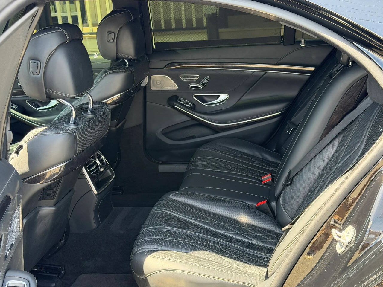 Used 2016 Mercedes-Benz S 63 AMG 4MATIC Sedan image 13
