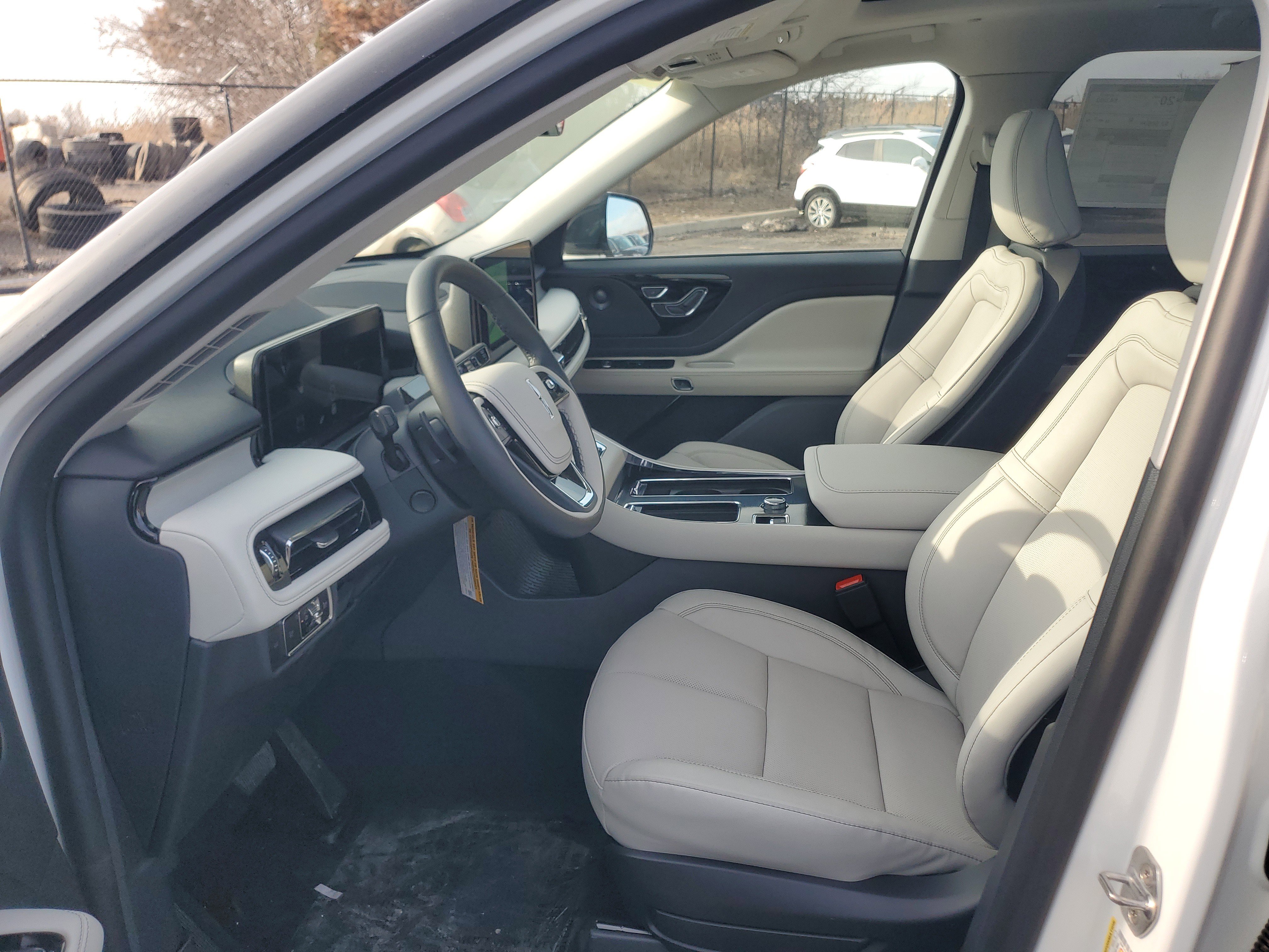 New 2026 Lincoln Aviator Reserve image 11