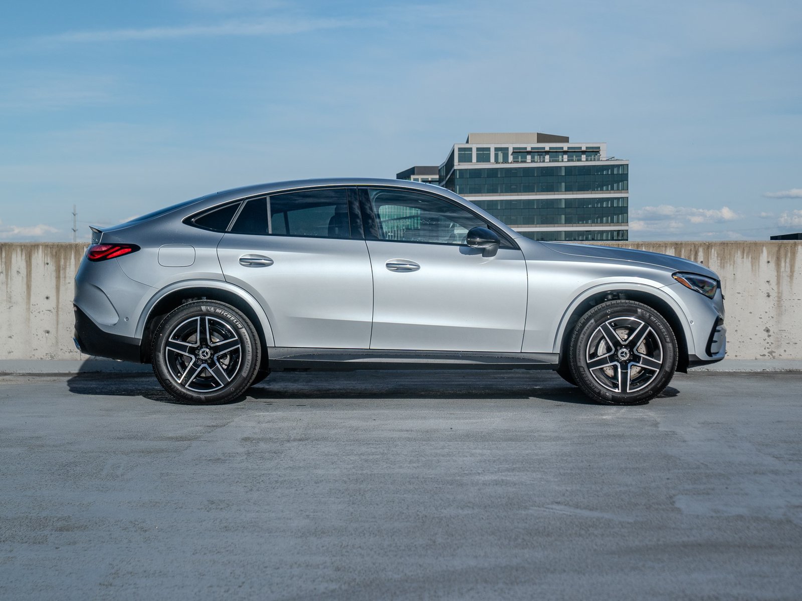 Used 2026 Mercedes-Benz GLC 300 4MATIC image 7