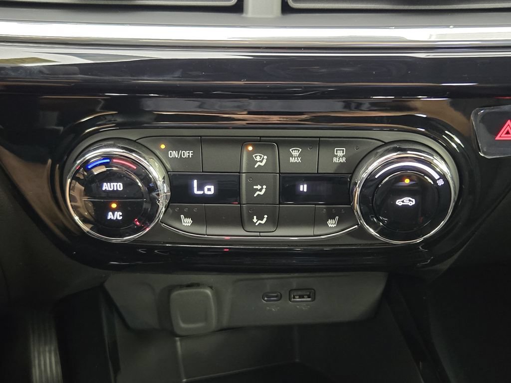 New 2026 Chevrolet Trax RS w/ Driver Confidence Package FWD image 20