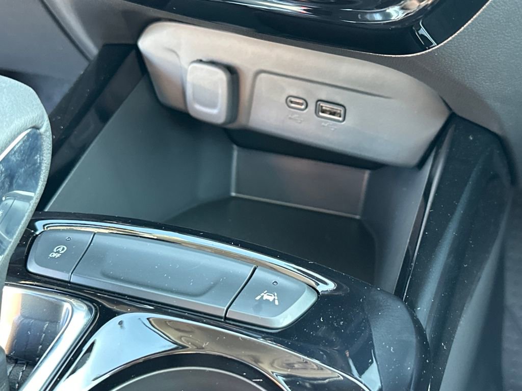 New 2025 Chevrolet Trax LT w/ Driver Confidence Package image 22