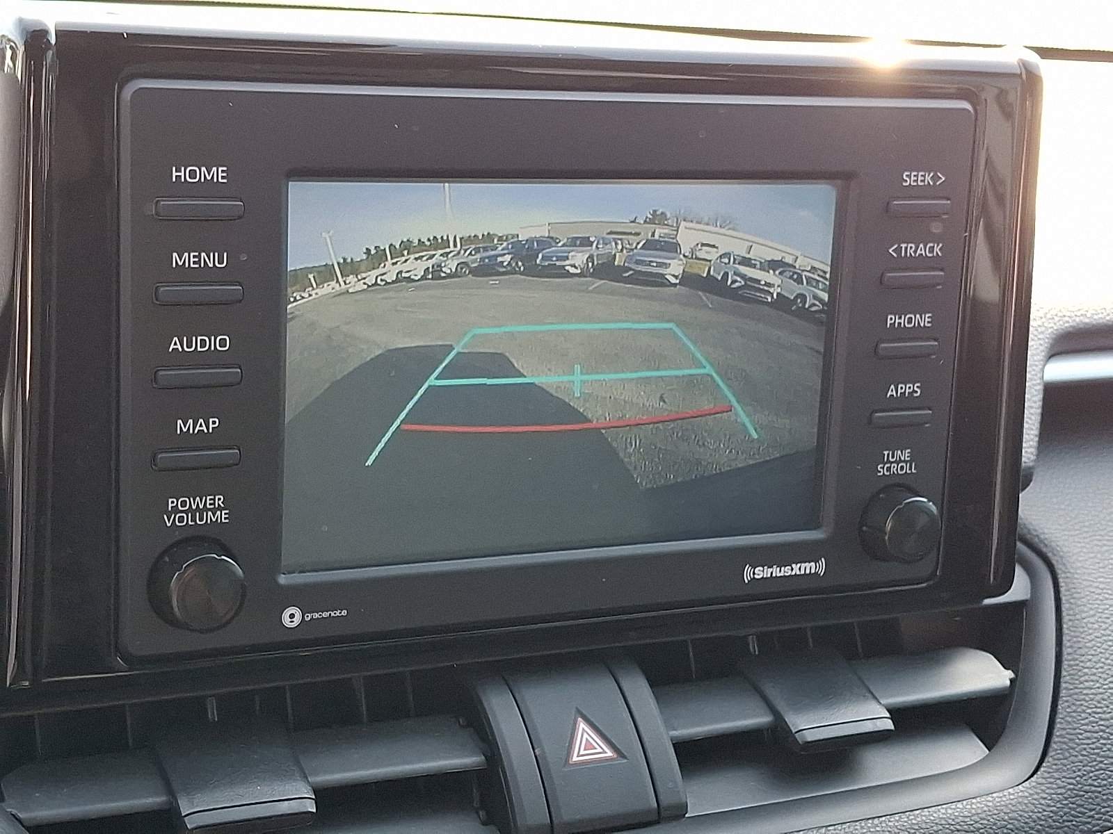 Used 2021 Toyota RAV4 XLE w/ Carpet Mat Package (TMS) image 17