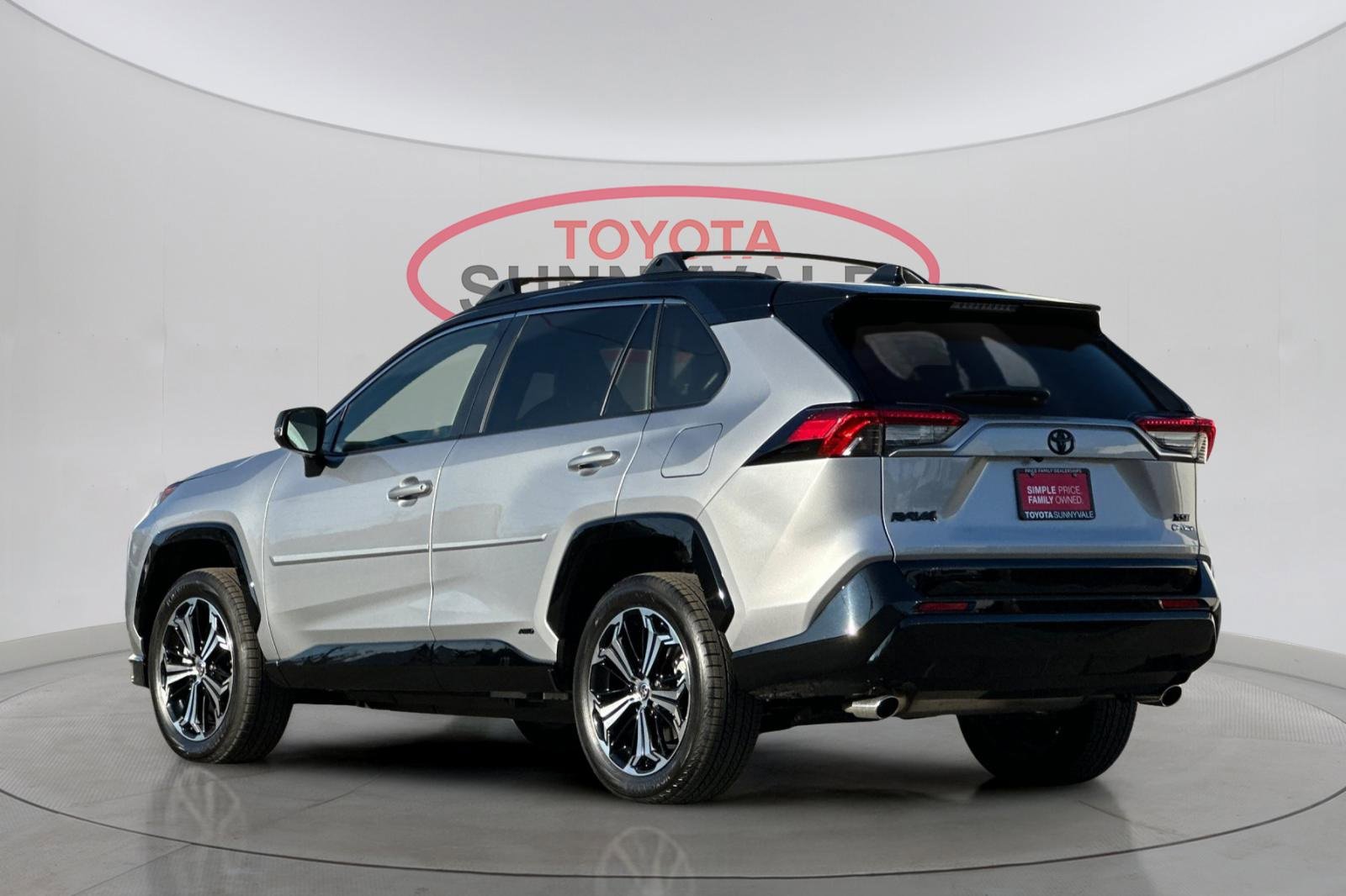 Certified 2025 Toyota RAV4 XSE image 8