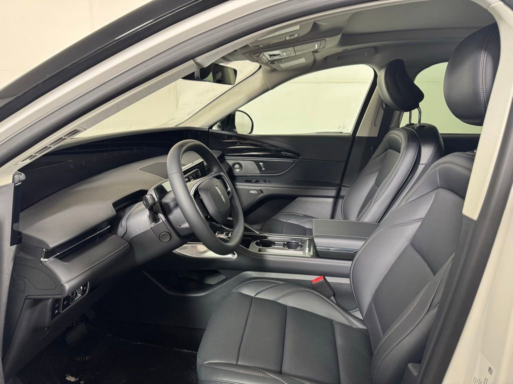 New 2026 Lincoln Nautilus Premier w/ Equipment Group 102A AWD/4WD image 19