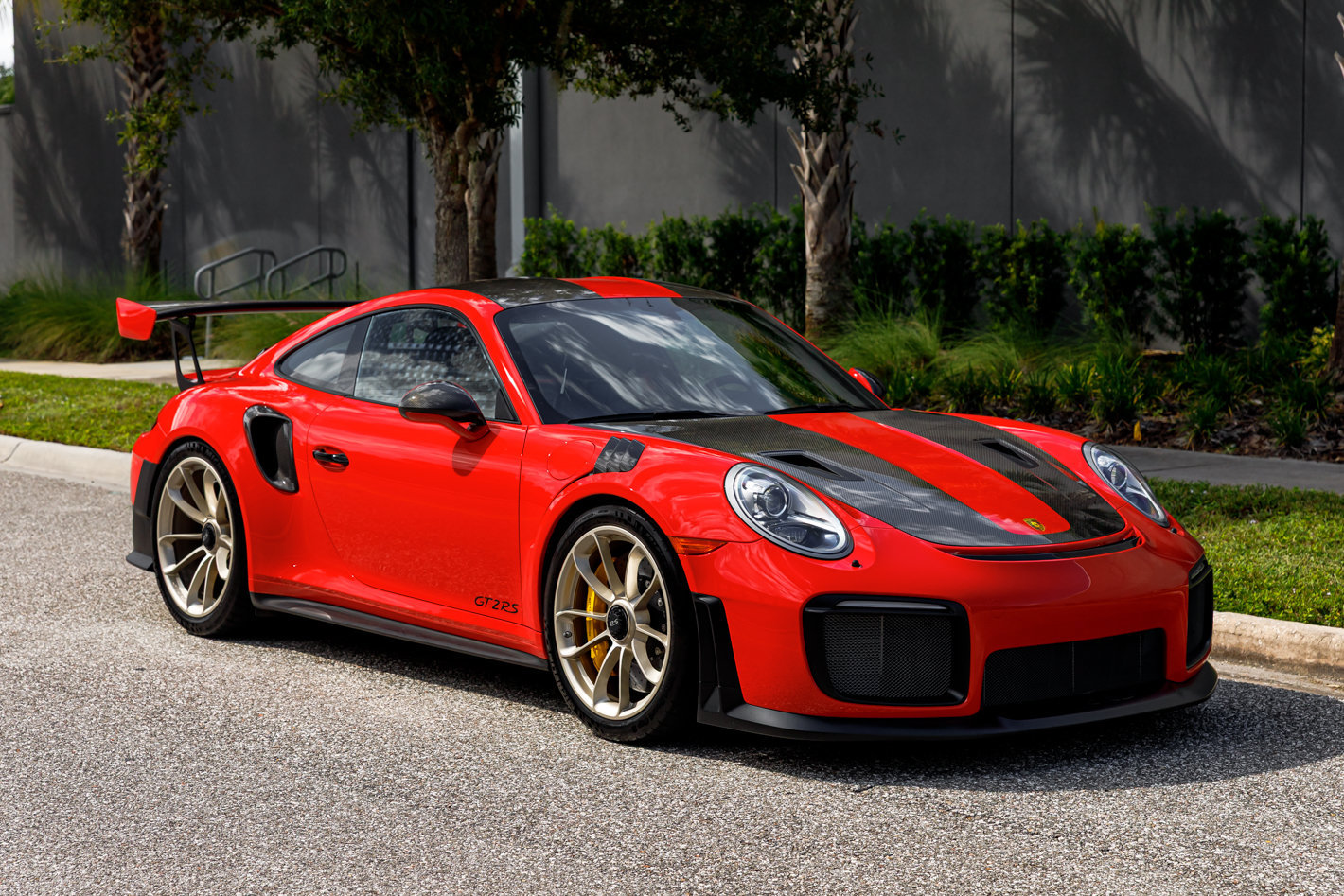 Used 2018 Porsche 911 GT2 RS RWD image 1