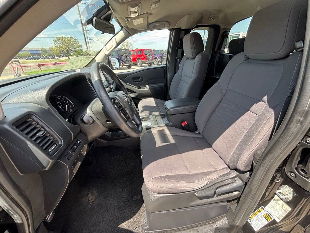 Used 2022 Nissan Frontier S image 12
