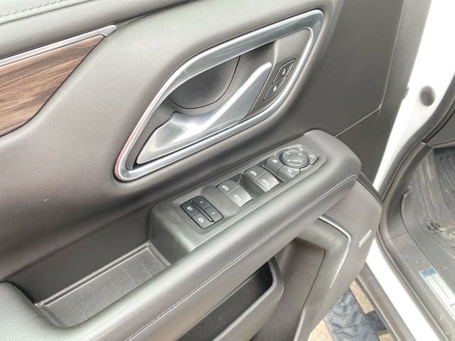 Used 2022 Chevrolet Tahoe Z71 w/ Luxury Package AWD/4WD image 22