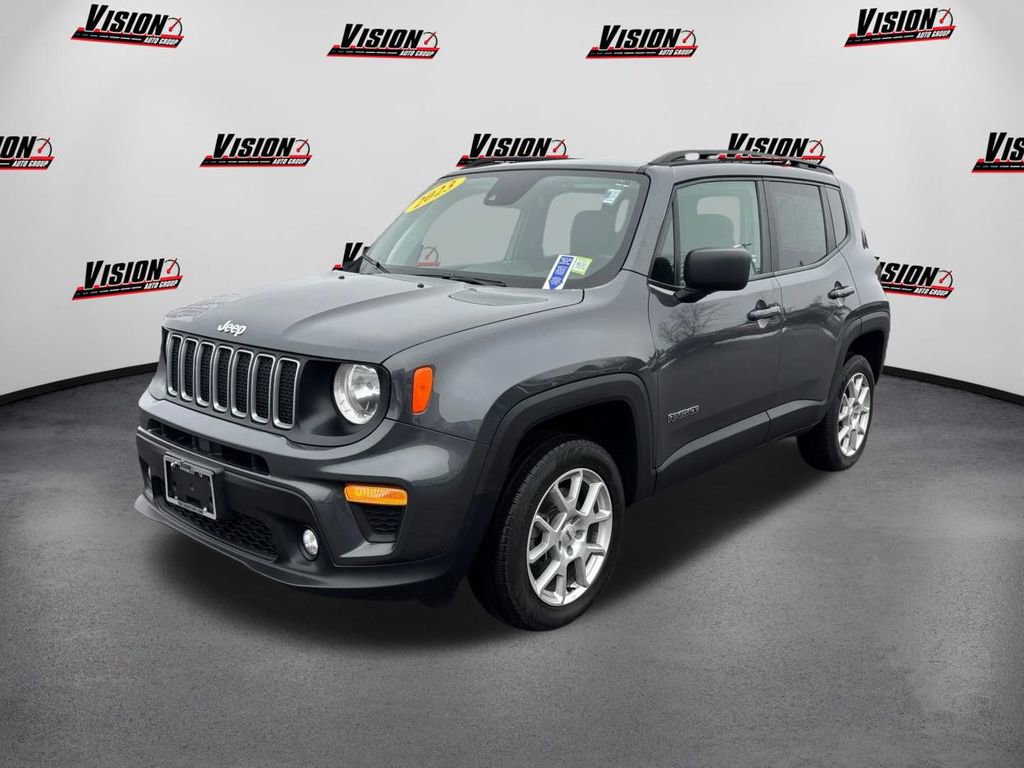 Used 2023 Jeep Renegade Latitude w/ Sun/Sound Group image 1