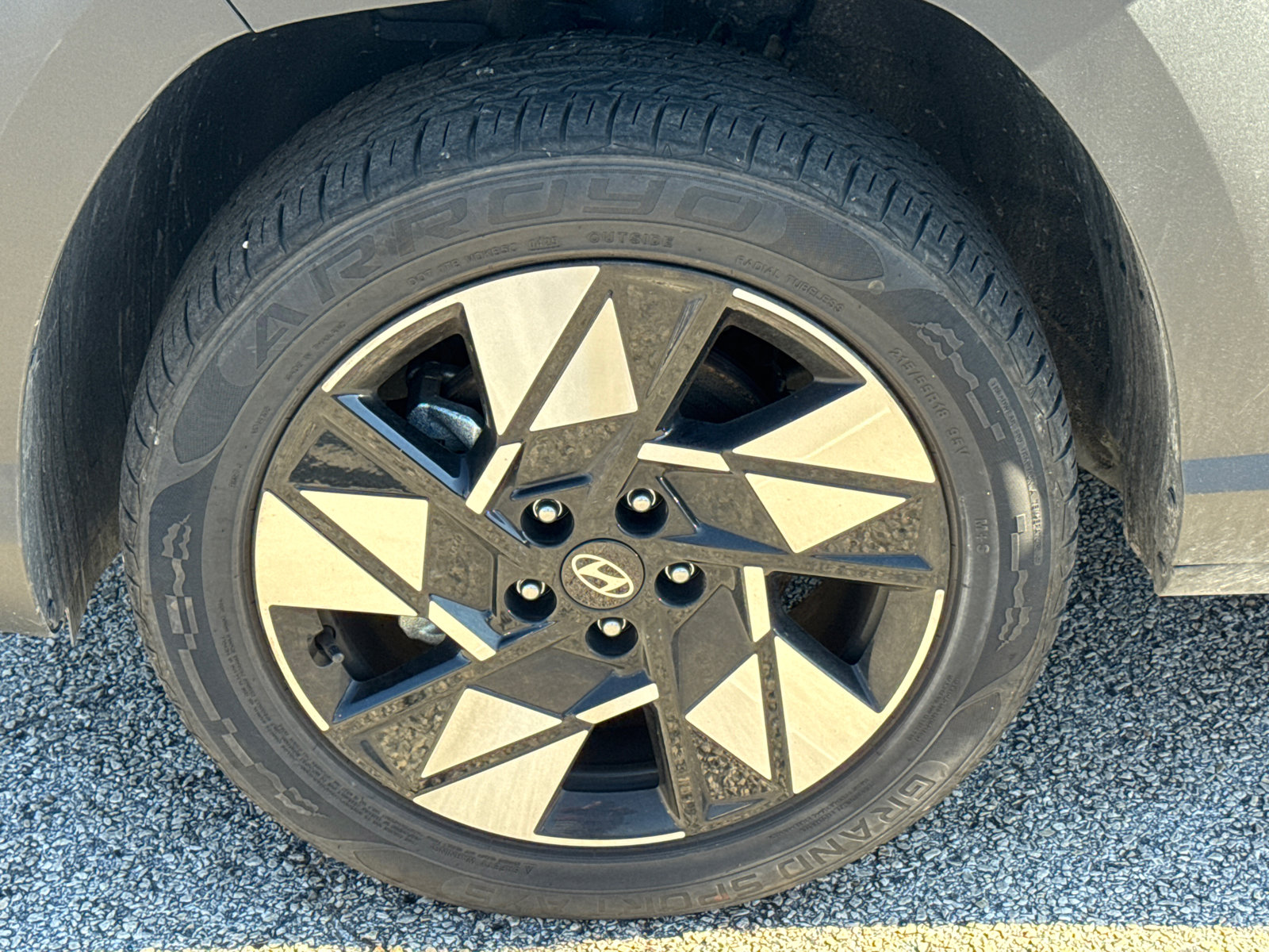 Used 2025 Hyundai Kona SEL image 11