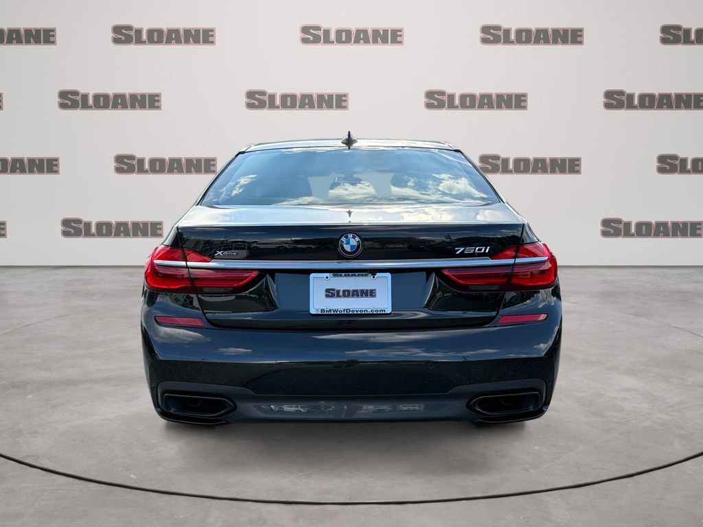 Used 2018 BMW 750i xDrive AWD/4WD image 4