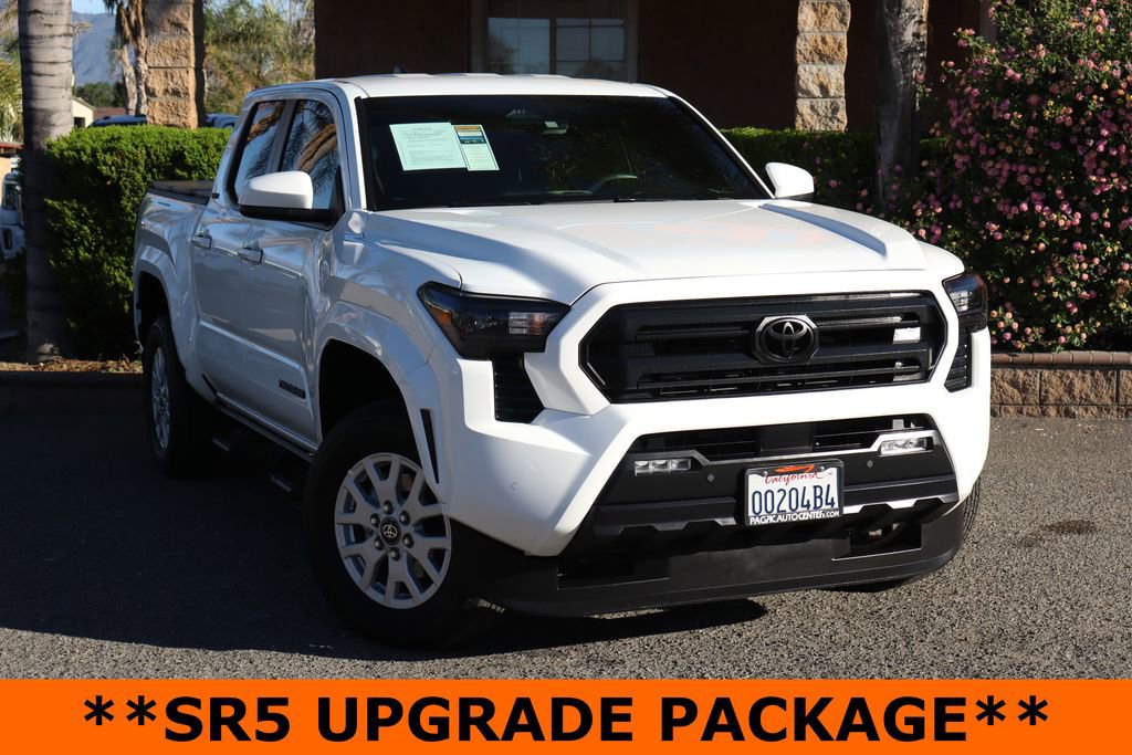Used 2024 Toyota Tacoma SR5 AWD/4WD image 2