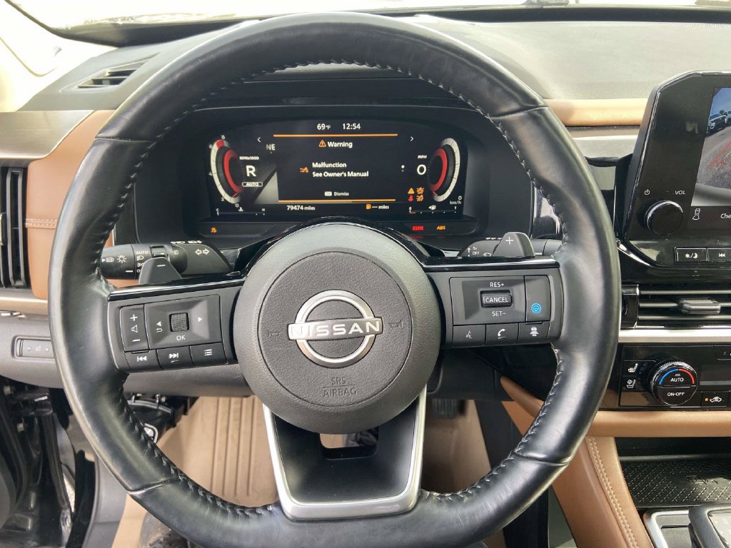Used 2023 Nissan Pathfinder Platinum AWD/4WD image 30