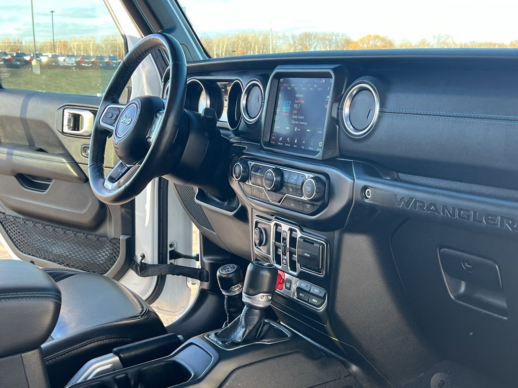 Used 2021 Jeep Wrangler Unlimited Rubicon w/ Cold Weather Group image 29
