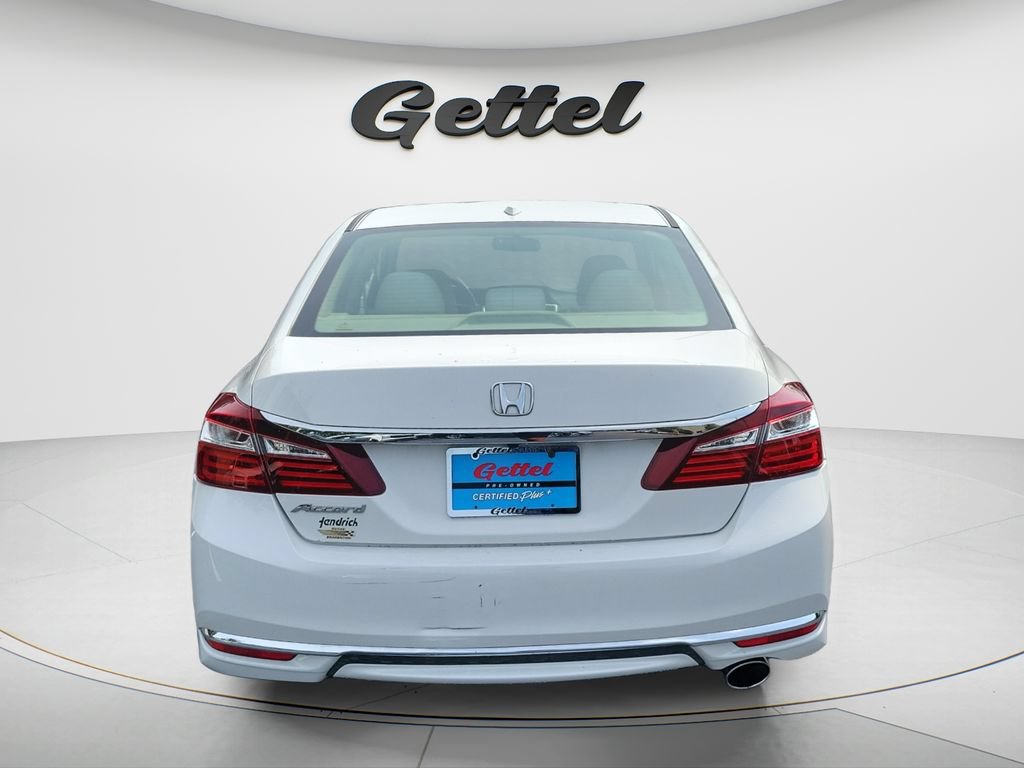 Used 2017 Honda Accord EX image 6
