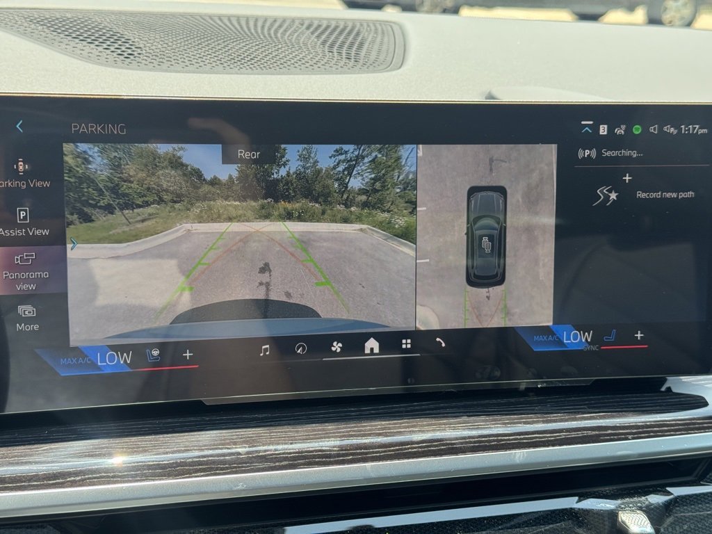 Used 2026 BMW X5 xDrive40i w/ M Sport Package image 8