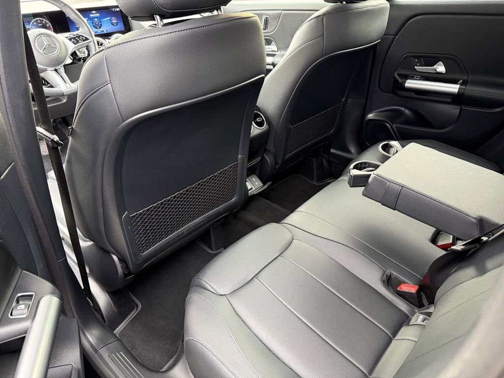 Certified 2025 Mercedes-Benz GLA 250 4MATIC image 36