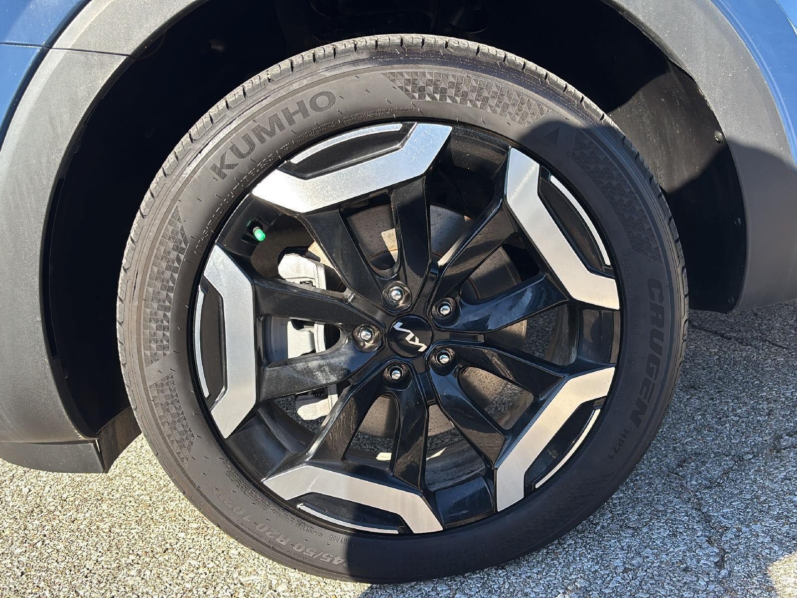Certified 2025 Kia Telluride S FWD image 31